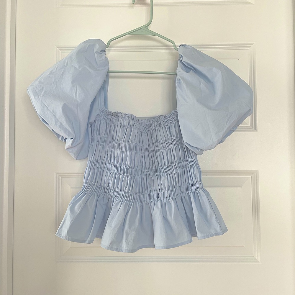ASTR puff sleeve top